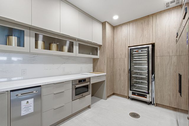 7272 Demedici Circle, Delray Beach, FL 33446