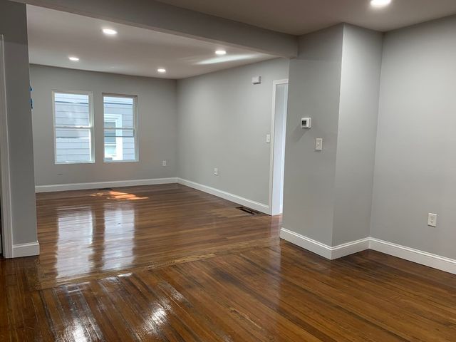 19 Park Street 1, Salem, MA 01970