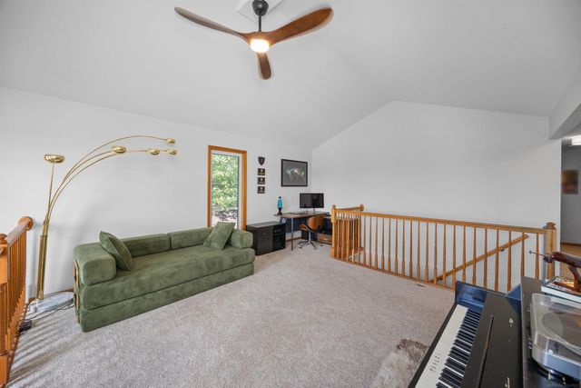 8970 River Valley Road, Hamburg Twp, MI 48116