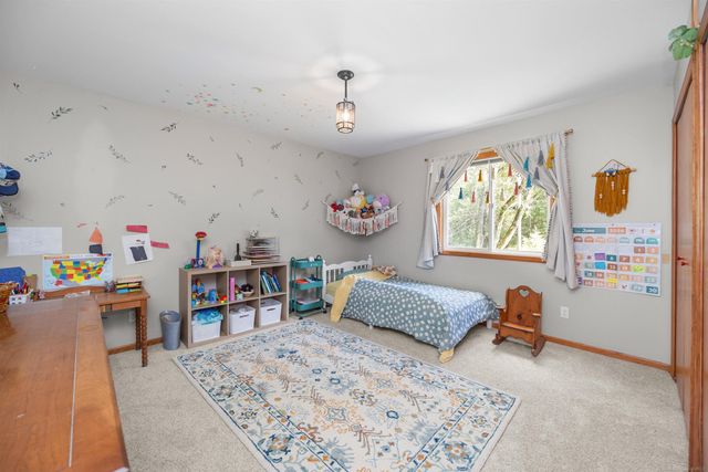 8970 River Valley Road, Hamburg Twp, MI 48116