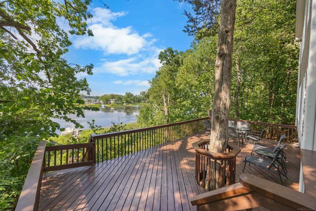 8970 River Valley Road, Hamburg Twp, MI 48116