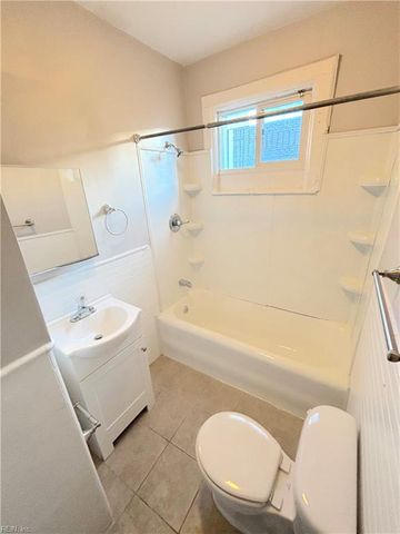 1217 Colonial Ave Apt C8, Norfolk, VA 23517