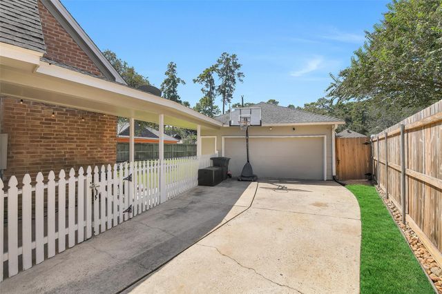 15627 Gettysburg Drive, Tomball, TX 77377