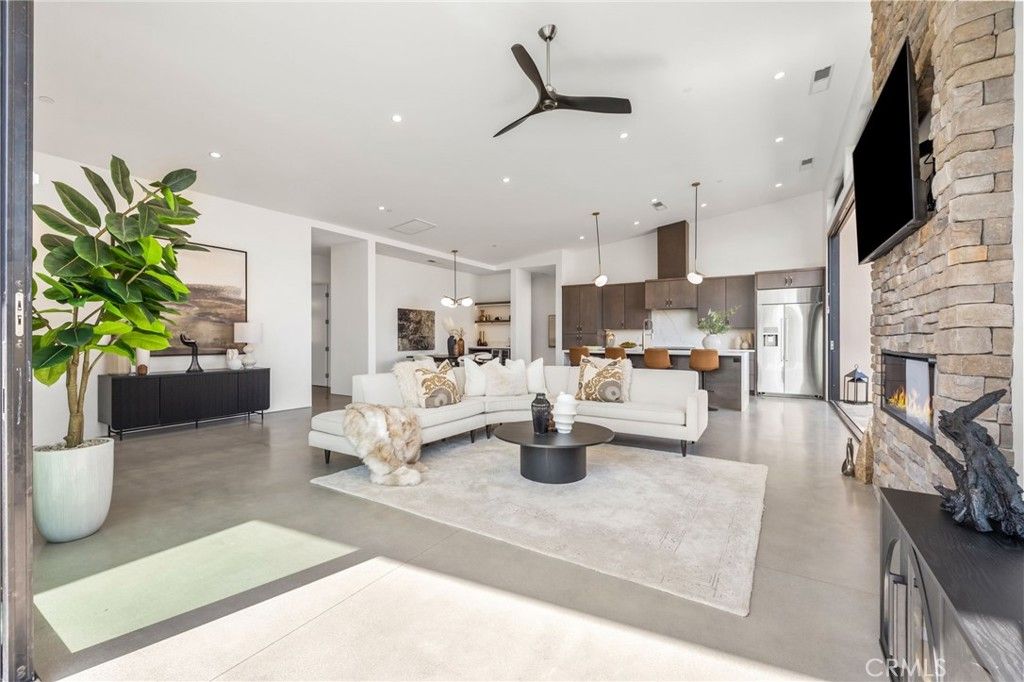 Image 12 of property listing at 51015 Avenida Velasco, La Quinta, CA 92253