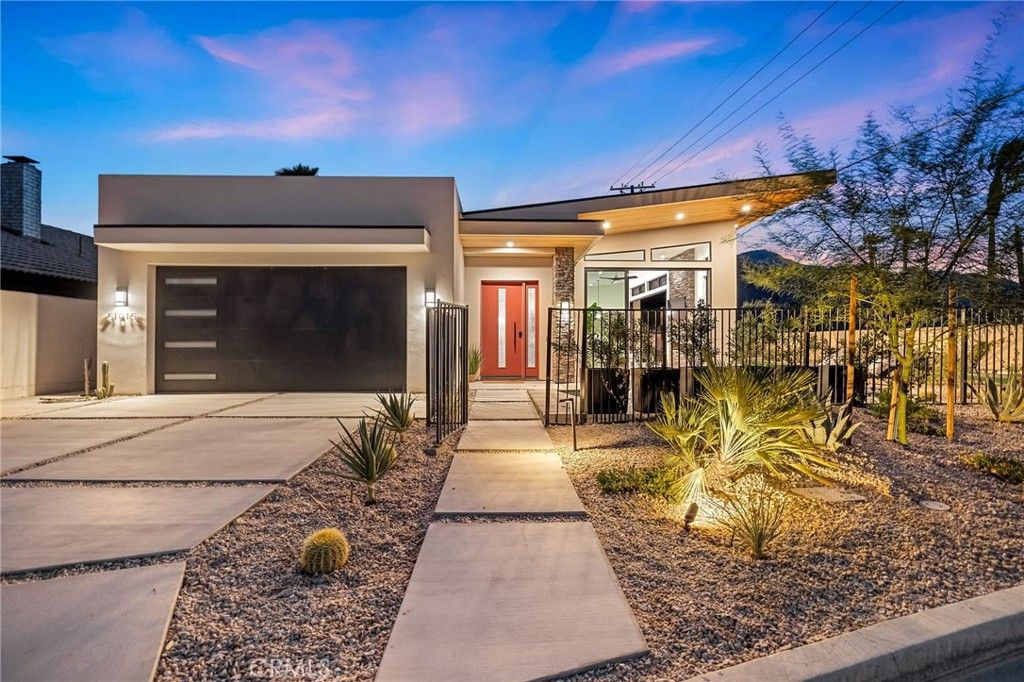 Image 2 of property listing at 51015 Avenida Velasco, La Quinta, CA 92253