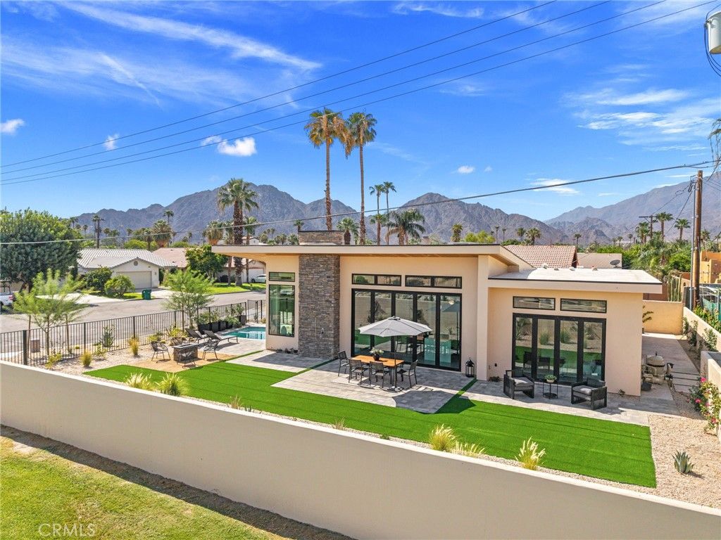 Image 23 of property listing at 51015 Avenida Velasco, La Quinta, CA 92253