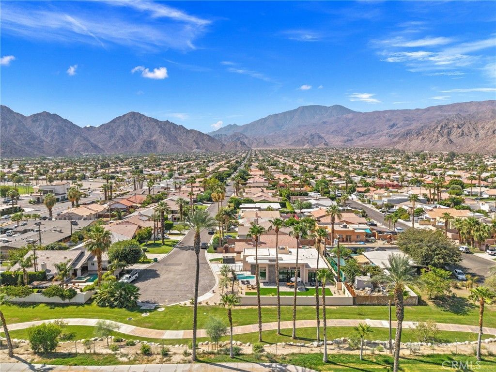 Image 25 of property listing at 51015 Avenida Velasco, La Quinta, CA 92253