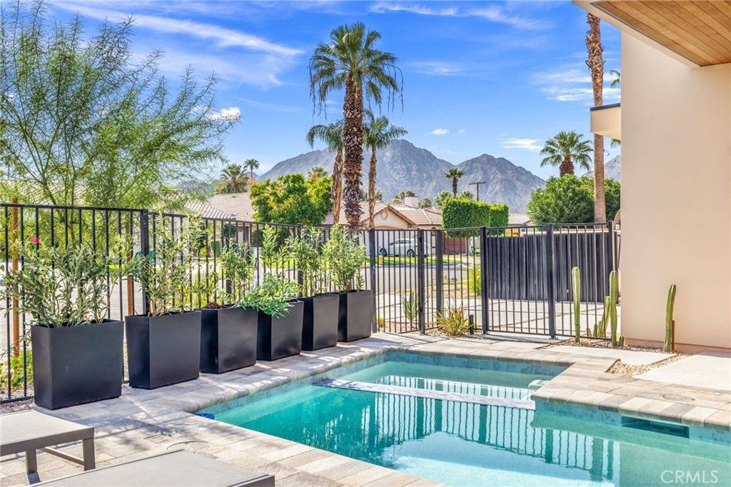 Image 30 of property listing at 51015 Avenida Velasco, La Quinta, CA 92253