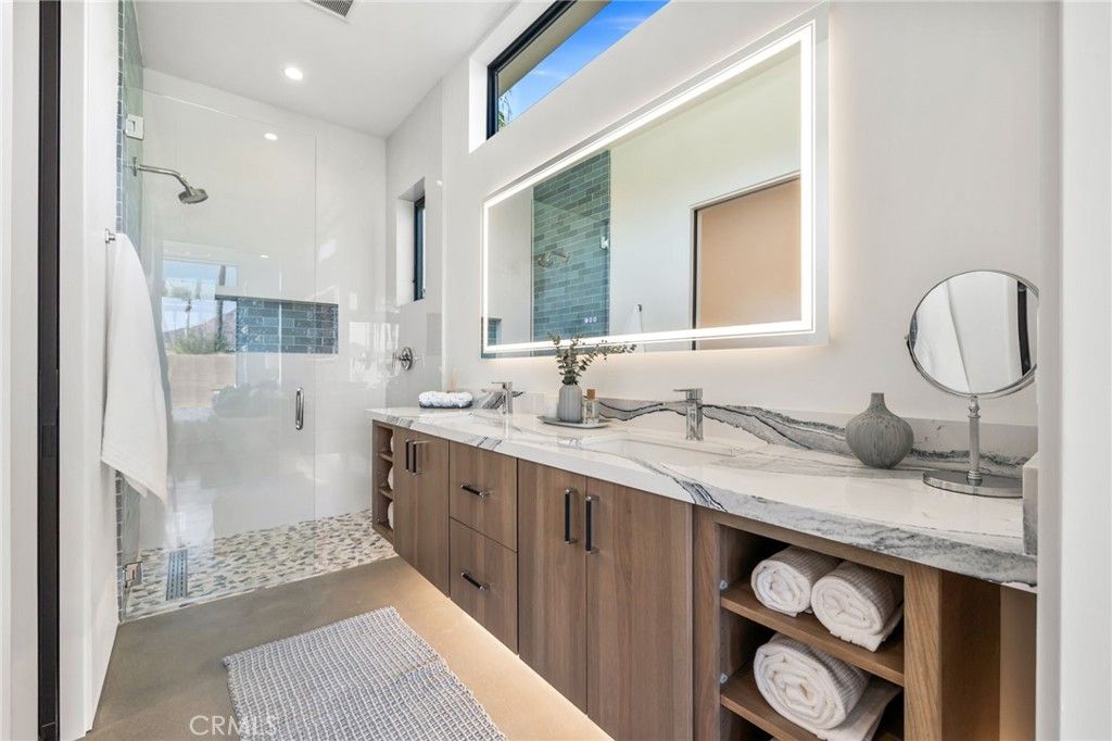 Image 40 of property listing at 51015 Avenida Velasco, La Quinta, CA 92253