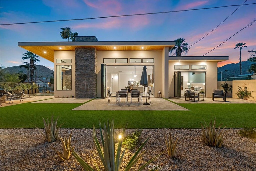Image 55 of property listing at 51015 Avenida Velasco, La Quinta, CA 92253