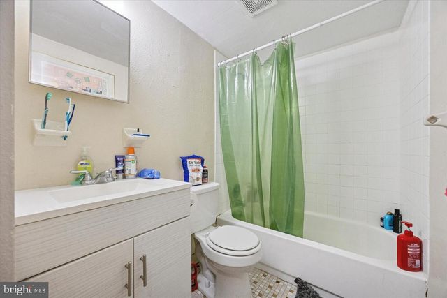 1228 S 2ND ST, Philadelphia, PA 19147