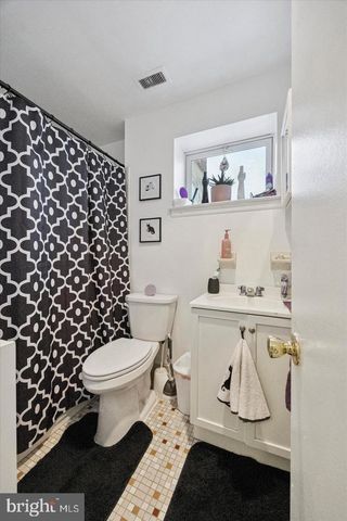 1228 S 2ND ST, Philadelphia, PA 19147