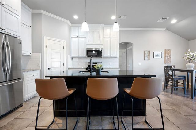 541 Foss Drive, Edmond, OK 73025