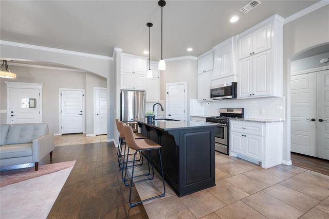 541 Foss Drive, Edmond, OK 73025