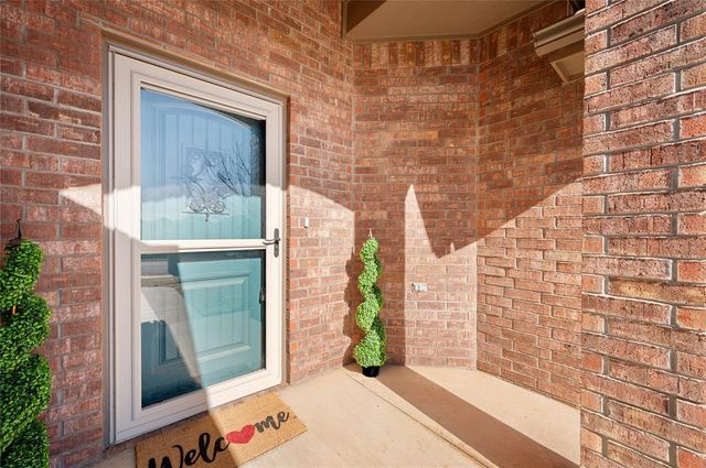 541 Foss Drive, Edmond, OK 73025