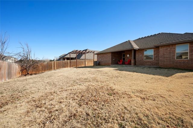 541 Foss Drive, Edmond, OK 73025