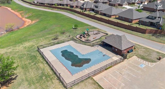 541 Foss Drive, Edmond, OK 73025