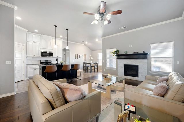 541 Foss Drive, Edmond, OK 73025