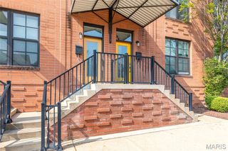 4256 Olive Street, St Louis, MO 63108
