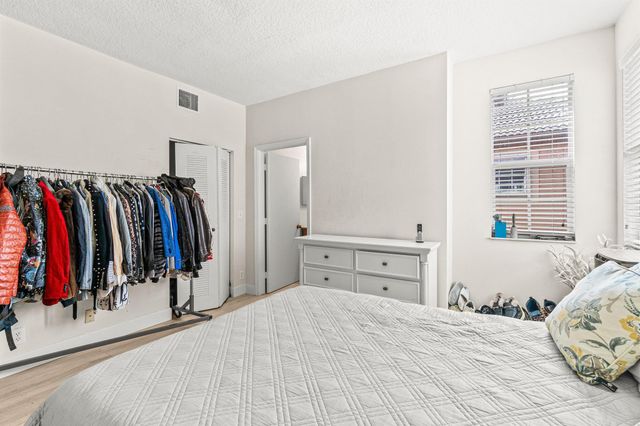 1588 Veracruz Lane 1588, Weston, FL 33327