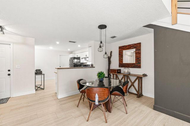 1588 Veracruz Lane 1588, Weston, FL 33327