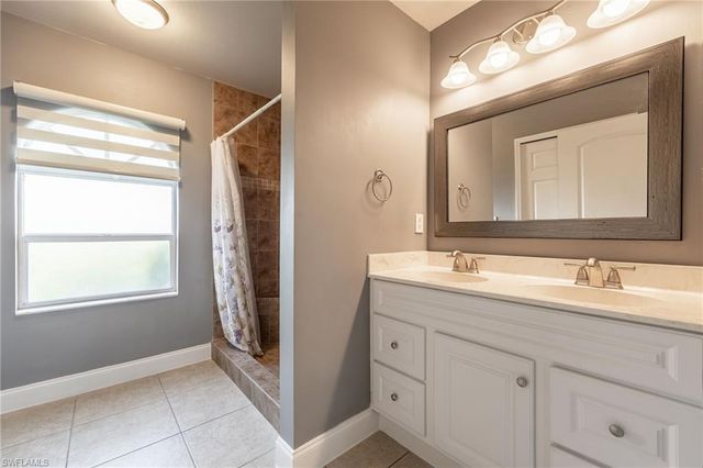 2918 21st ST W, Lehigh Acres, FL 33971