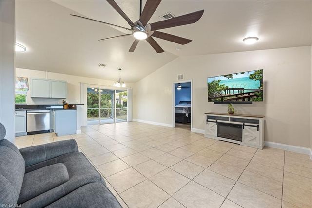 2918 21st ST W, Lehigh Acres, FL 33971