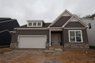 277 Olympic Loop, Commercial Point, OH 43116