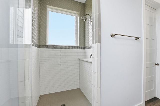 4118 Defender Lane, Galveston, TX 77554