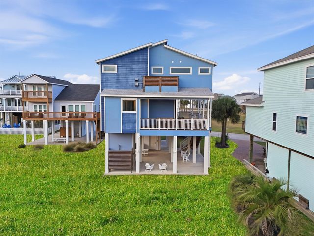 4118 Defender Lane, Galveston, TX 77554