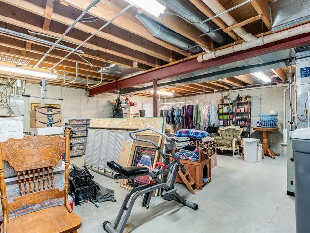 101 Bell Court, Oswego, IL 60543