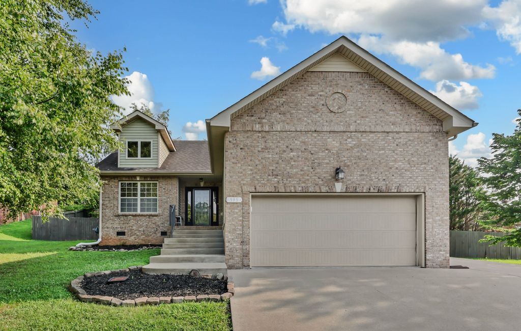 595 ANCHOR COURT, Clarksville, TN 37043