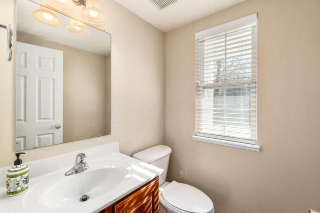 5689 Decker Drive, New Albany, OH 43054