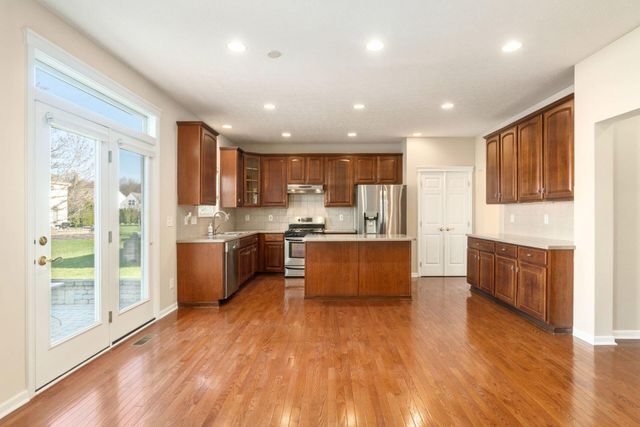 5689 Decker Drive, New Albany, OH 43054