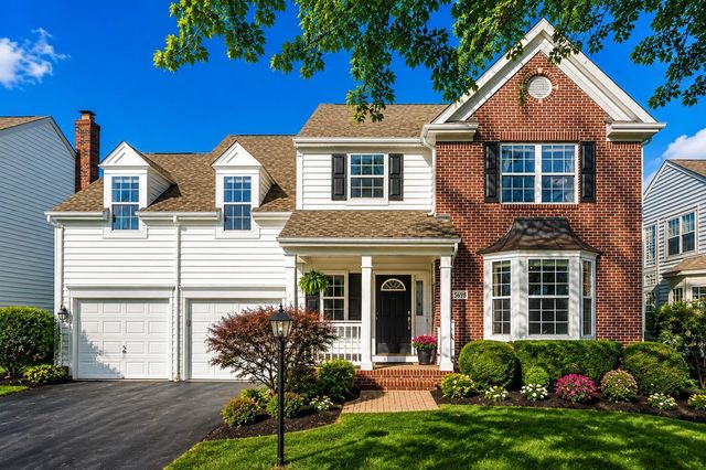 5689 Decker Drive, New Albany, OH 43054