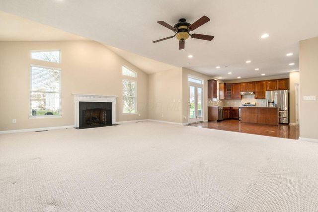 5689 Decker Drive, New Albany, OH 43054