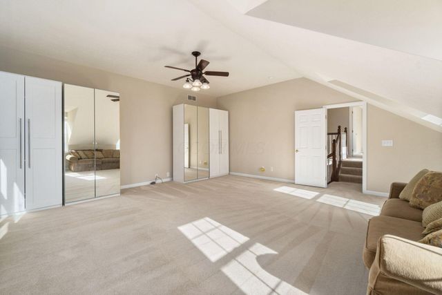 5689 Decker Drive, New Albany, OH 43054