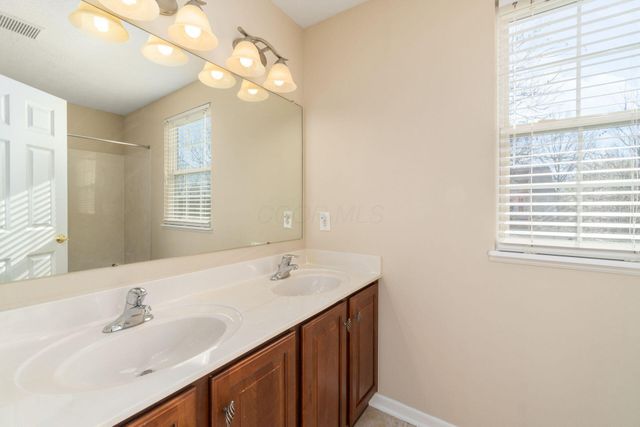 5689 Decker Drive, New Albany, OH 43054