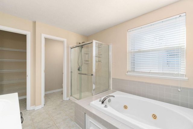 5689 Decker Drive, New Albany, OH 43054