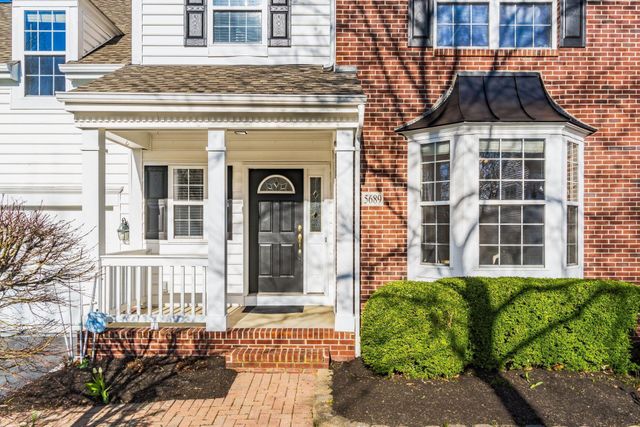 5689 Decker Drive, New Albany, OH 43054