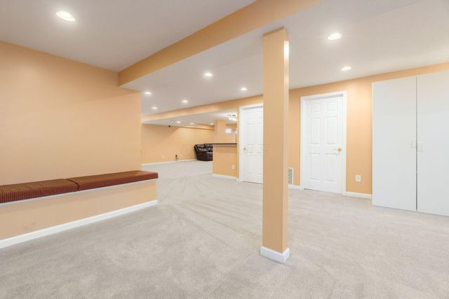 5689 Decker Drive, New Albany, OH 43054