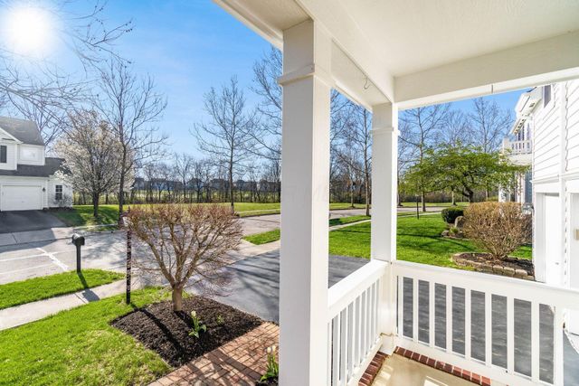 5689 Decker Drive, New Albany, OH 43054