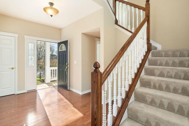 5689 Decker Drive, New Albany, OH 43054