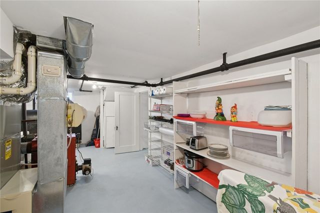 121 Brooklawn Drive, Brighton, NY 14618