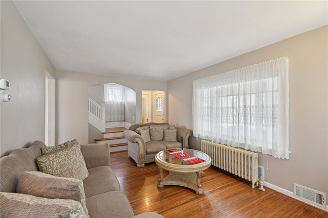 121 Brooklawn Drive, Brighton, NY 14618