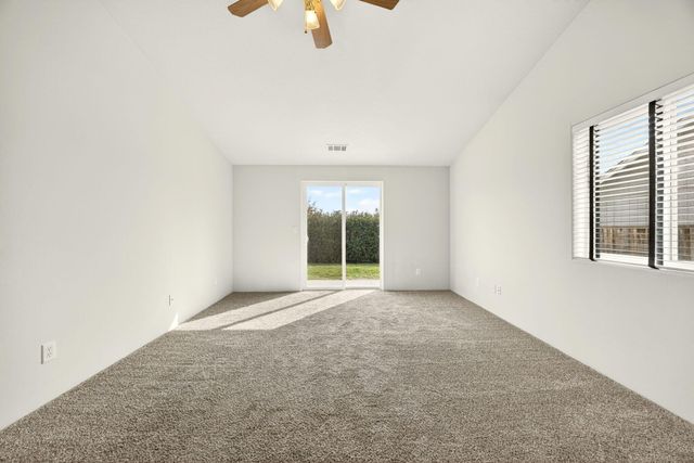 426 Westminster Drive, Eagle Point, OR 97524