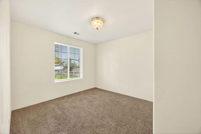 426 Westminster Drive, Eagle Point, OR 97524