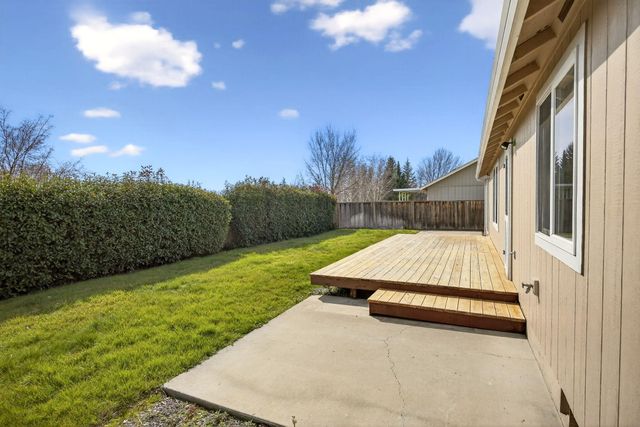 426 Westminster Drive, Eagle Point, OR 97524