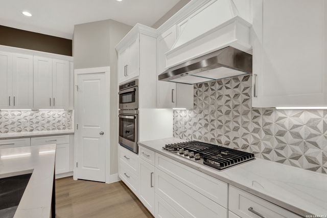 455 S HACKBERRY AVE, New Braunfels, TX 78130