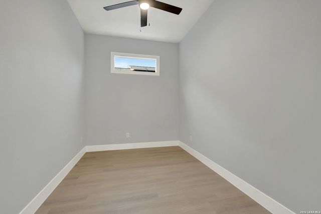 455 S HACKBERRY AVE, New Braunfels, TX 78130
